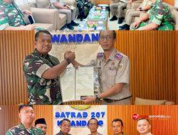 Kepala Kantor Pertanahan Gorut Serahkan Sertipikat Hak Milik Untuk Satradar 207 Kwandang