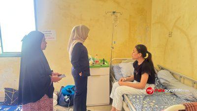 Jenguk Konstituen di Rumah Sakit, Dheninda Beri Dukungan dan Semangat Kepada Pasien