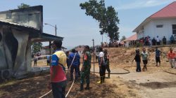 Gerak Cepat Babinsa Koramil 1314-01/KWD Padamkan Api di RS ZUS Gorontalo Utara